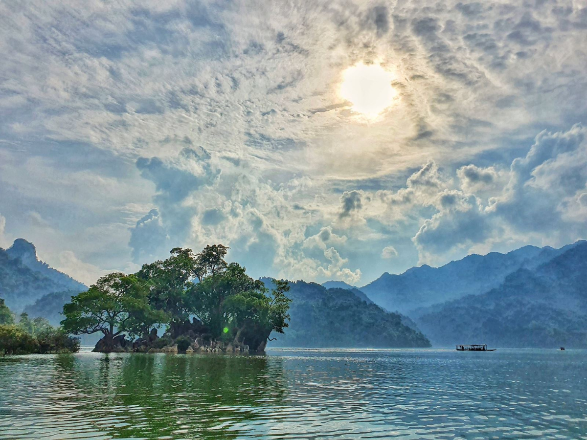 ĐÔNG BẮC 5N4Đ | HÀ GIANG – CAO BẰNG – BẮC KẠN (Khởi hành mỗi thứ 4 tuần thứ 3 của tháng)