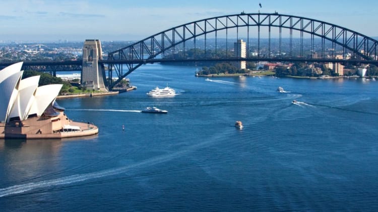Cầu Sydney Harbour là một trong những điểm tham quan nổi tiếng