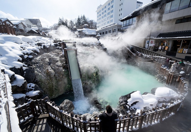 kusatsu onsen là một trong ba khoáng nóng onsen đẹp nhất nhật bản