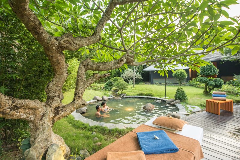 serena resort mang đến không gian tắm khoáng nóng onsen giữa núi rừng