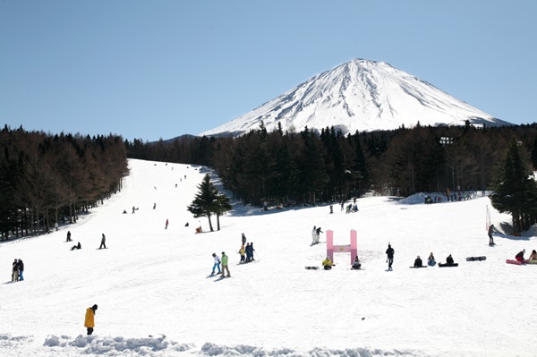Bạn hoàn toàn yên tâm về sân trượt tuyết tại Nhật 