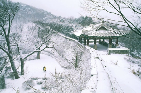 Thời tiết mùa đông tại Hàn Quốc thường lạnh và khô
