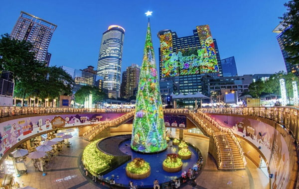 Nhiều địa điểm tại Đài Loan được trang trí hoành tráng đón Giáng sinh
