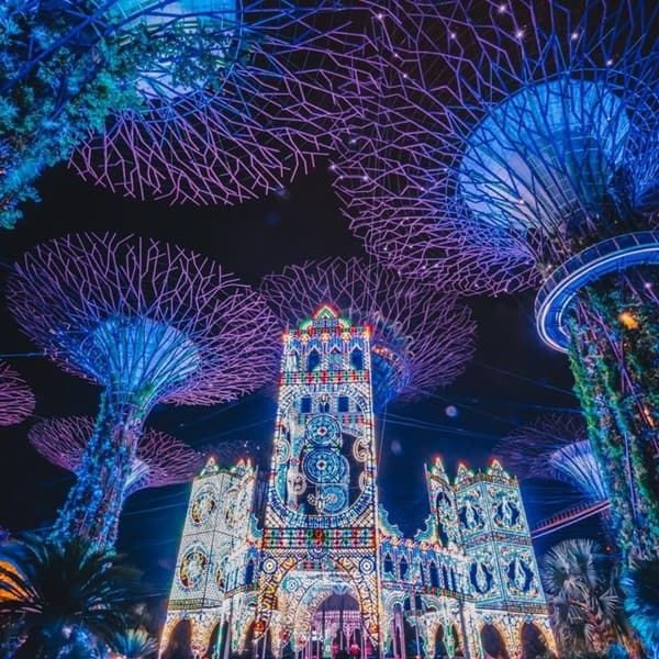 Lễ hội ánh sáng giáng sinh tràn ngập sắc màu tại Singapore