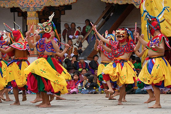 Vào ngày Tết Âm lịch người dân tại Bhutan đều hướng về gia đình