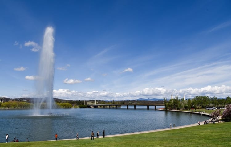 Burley Griffin - hồ nhân tạo đầy huyền bí tại thủ đô Canberra