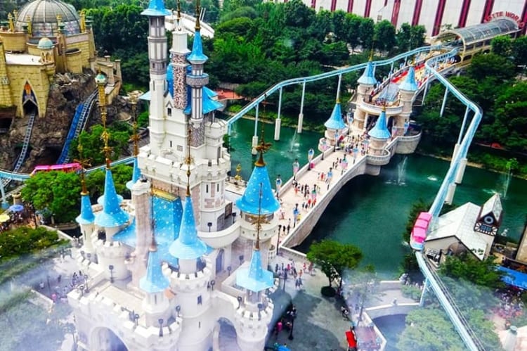 Lotte World địa điểm vui chơi lý tưởng với đa dạng các trò chơi thú vị