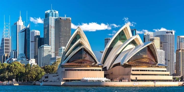 Nhà hát Opera Sydney với lối kiến trúc ấn tượng 