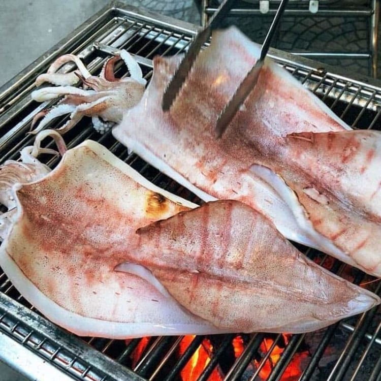 Mực một nắng vẫn giữ được độ mềm dai, tươi ngon
