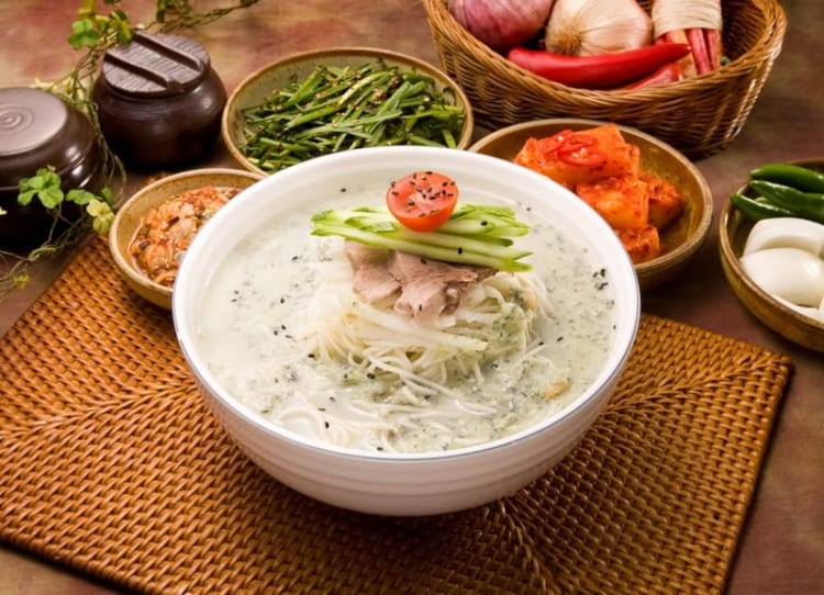 Mì lạnh sữa đậu nành tươi mát, giàu chất dinh dưỡng