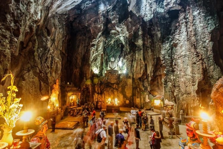 Hệ thống hang động kỳ ảo tại Ngũ Hành Sơn không thể bỏ qua