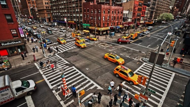 Bấm còi khi lái xe sẽ bị phạt khá nặng tại New York 