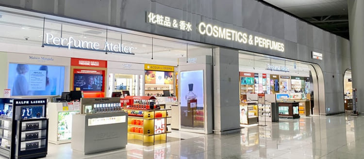 Nhiều cửa hàng miễn thuế với vô số mặt hàng tại sân bay Incheon 