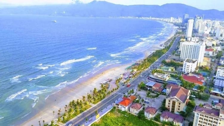 Thư giãn tại những bãi tắm đẹp tại Đà Nẵng 