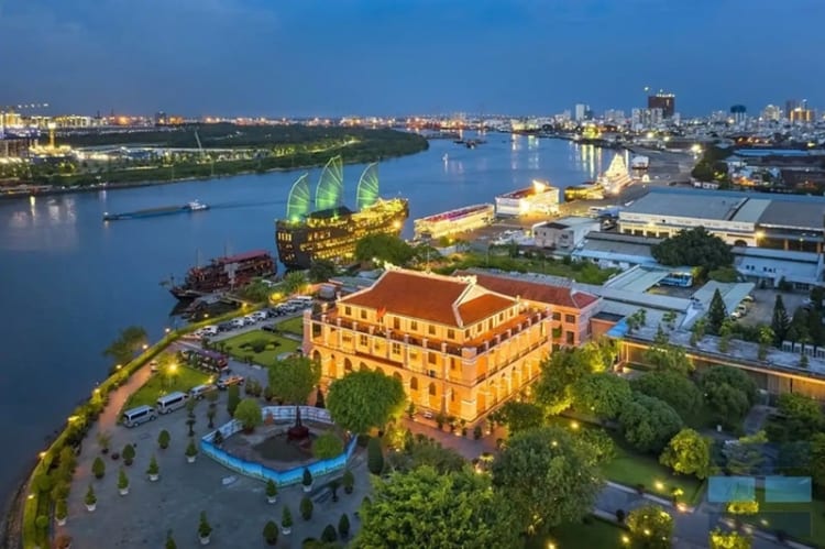 Bến Nhà Rồng - nơi Bác Hồ ra đi tìm đường cứu nước 