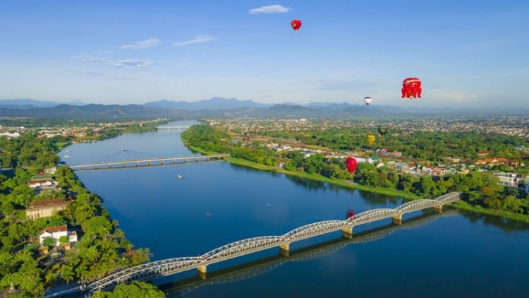 Du lịch Huế mang một vẻ đẹp đầy dịu dàng và đằm thắm 