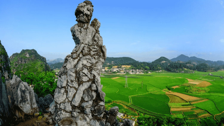 Núi Tô Thị biểu tượng của tình yêu thủy chung và lòng son sắt