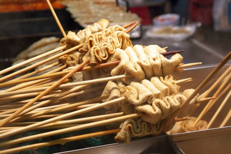 Chả cá Busan mềm dai kết hợp với nước súp đậm đà khó cưỡng