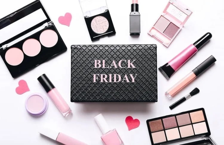 Các mỹ phẩm làm đẹp đều có giá tốt trong dịp khuyến mãi này