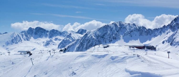 Khu trượt tuyết Soldeu chinh phục du khách với những cung đường trượt tuyết cho mọi cấp độ