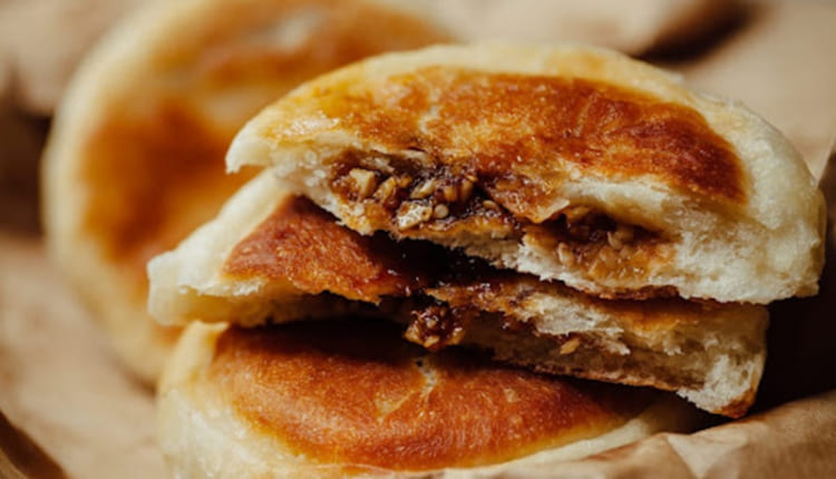 Bánh Hotteok tan chảy ngọt ngào