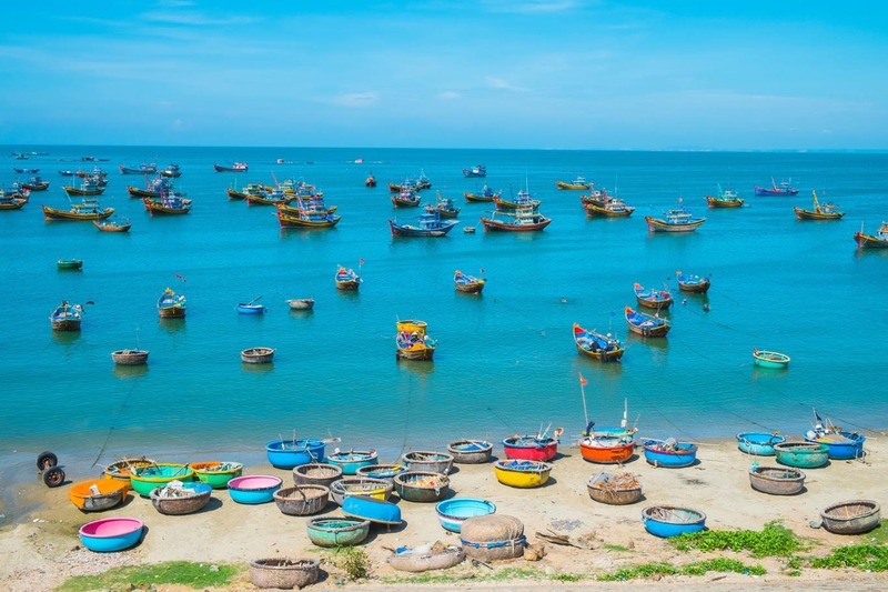 phan thiết là địa điểm du lịch 30/4 miền nam nổi bật với cung đường biển đẹp
