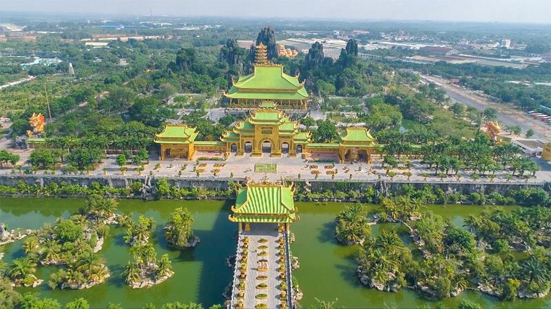 diện tích khu du lịch đại nam văn hiến