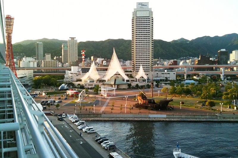meriken park nằm ngay sát cảng kobe japan meriken park nằm ngay sát cảng kobe japan
