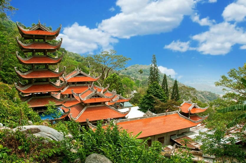 HÀNH TRÌNH XUYÊN VIỆT CAO CẤP 8N7Đ | PHAN THIẾT – NHA TRANG – HỘI AN – HUẾ – QUẢNG BÌNH – NINH BÌNH – HÀ NỘI