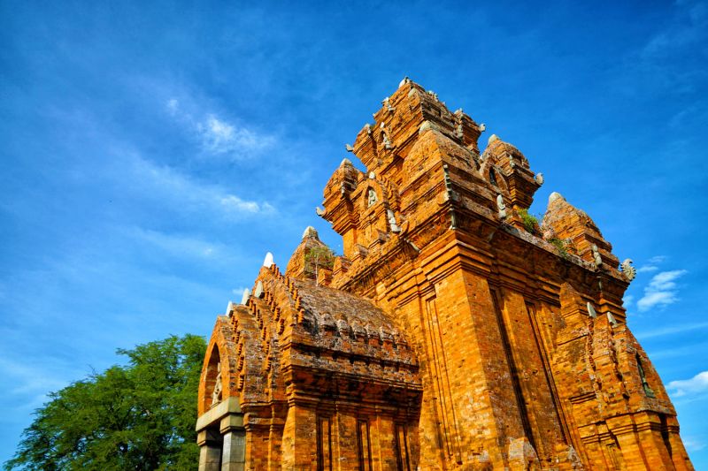 tháp Po Klong Garai