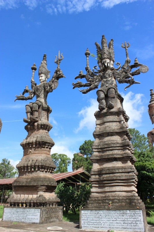 nong_khai_buhda_park_02