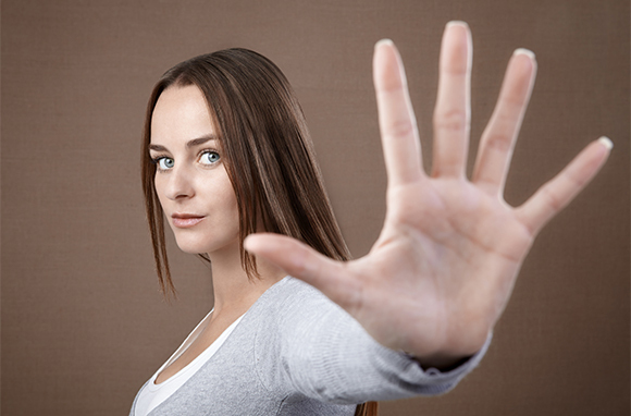 10 cử chỉ tay không nên dùng khi du lịch nước ngoài